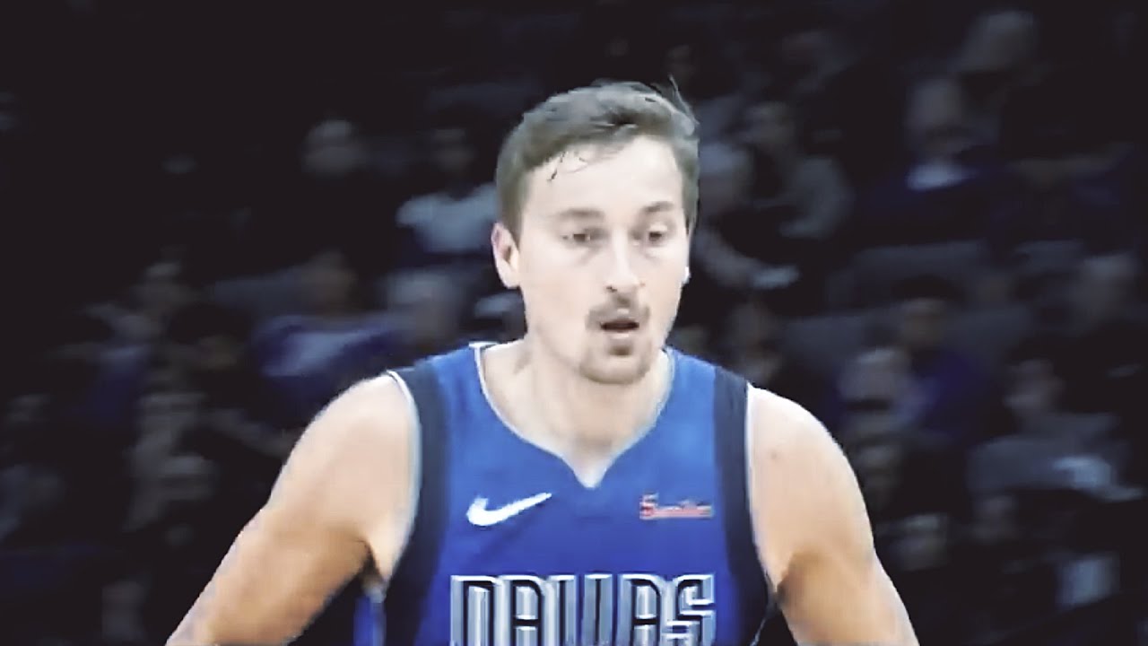 Ryan Broekhoff signs with South East Melbourne Phoenix