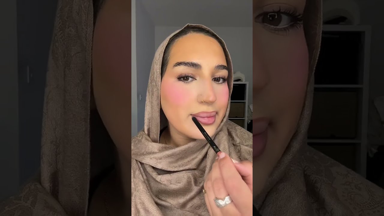 Chanel Lip Combo: Nude Brown Lipliner & Easy Rouge Coco 