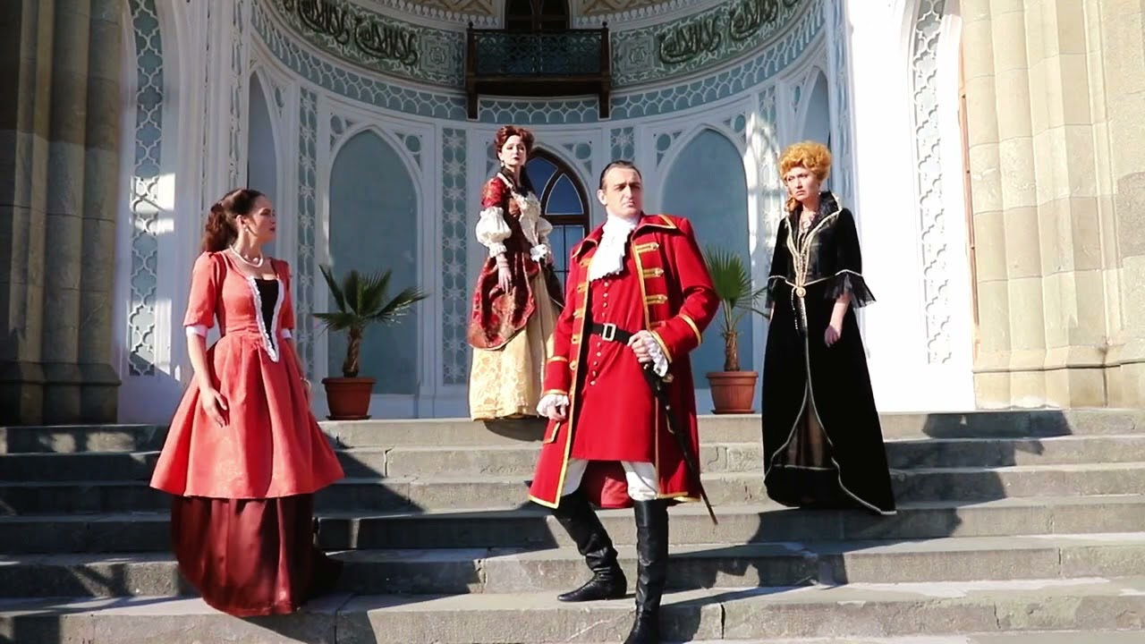 ГАСТРОЛИ • КЕРЧЬ • СПЕКТАКЛЬ • СТАКАН ВОДЫ - YouTube