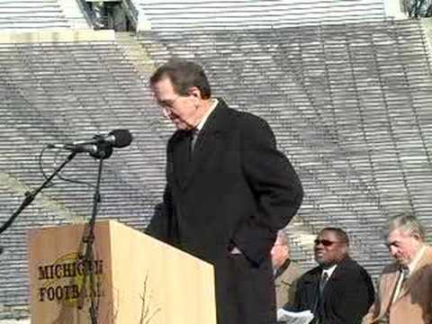 Lloyd Carr Photo 17