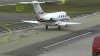 Beechjet 400 - NetJets really high climbing take off !!!