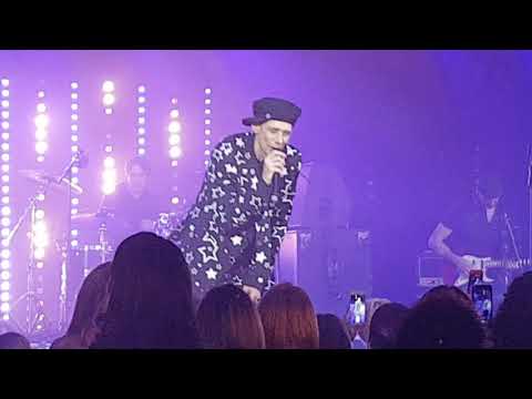 Down to earth - curiosity killed the cat live Feb 2018 - butlins 80's weekender