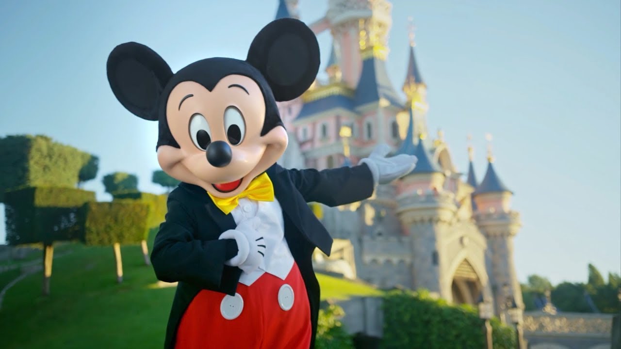 Disneyland Paris Enter the Magic (2017) - YouTube