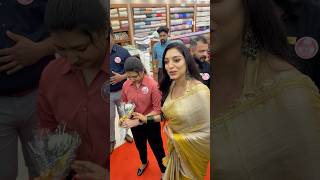 Rithu Manthra With New Saree Collection At Maharani Wedding Collection