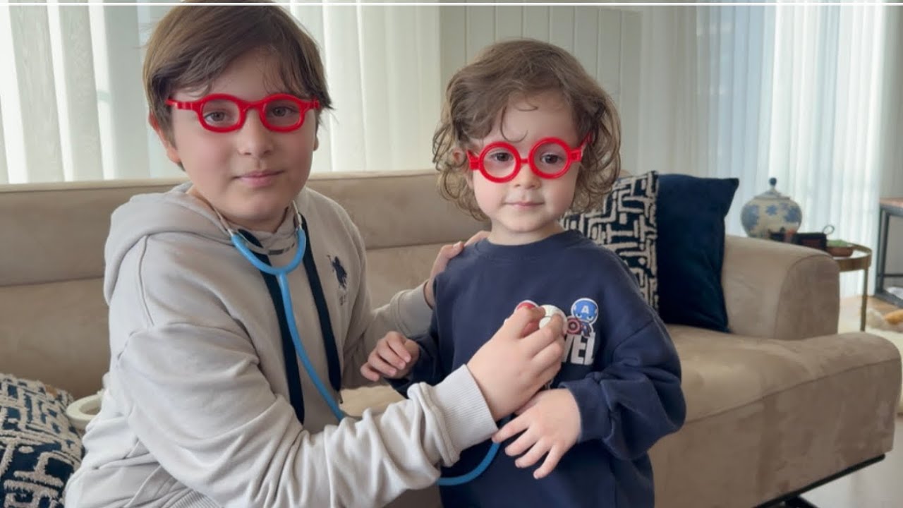 Bugün de Yavuz Emre hasta oldu.Fatih Selim tedavi ediyor 