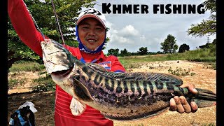 Khmer Fishing by hands-hunter Videos-How to Catch Fish - Net Fishing Videos at Prey Veng Province