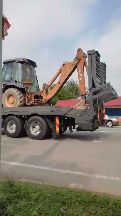 Jengkaut tanah / mini excavator. #shorts