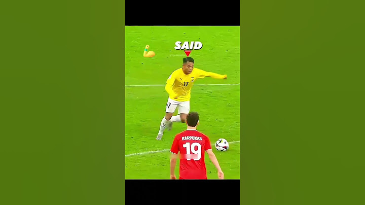 Attempts to Score From Halfway 🤯 #football #Soccer