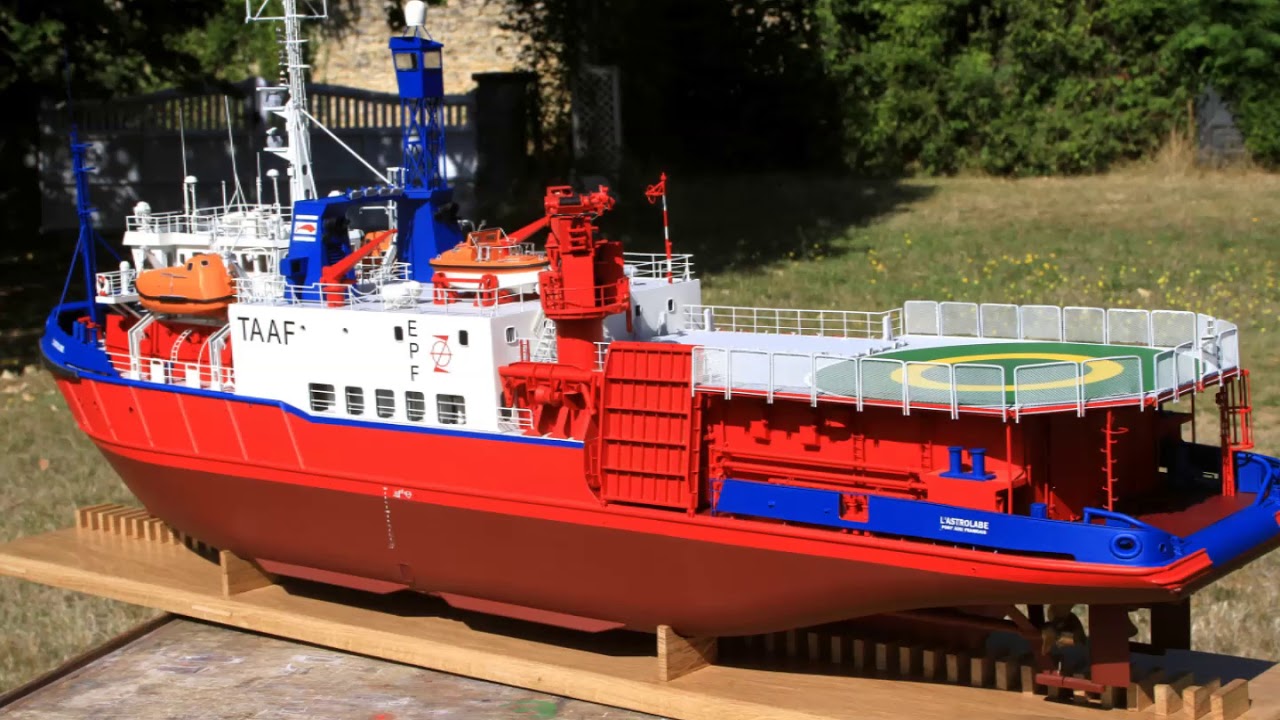 L'Astrolabe maquette réalisée par Christian.