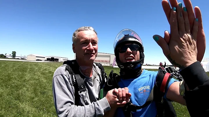 Kurt Peacock - Tandem Skydive at Skydive Indianapo...
