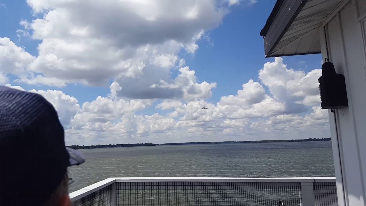 Clear Lake Veterans Cruise Flyover