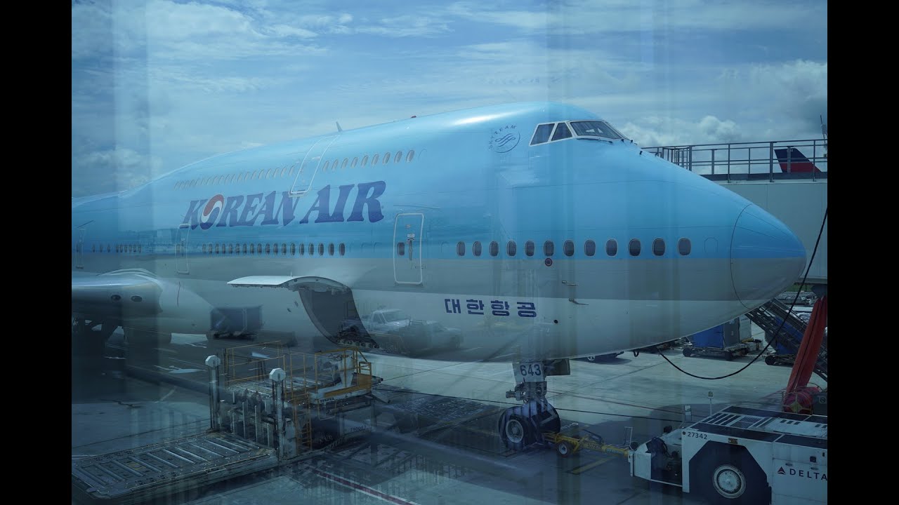 Review: Korean Air 747-8 Business Class (First Class Seat, HKG-ICN) - Young  Travelers of Hong Kong