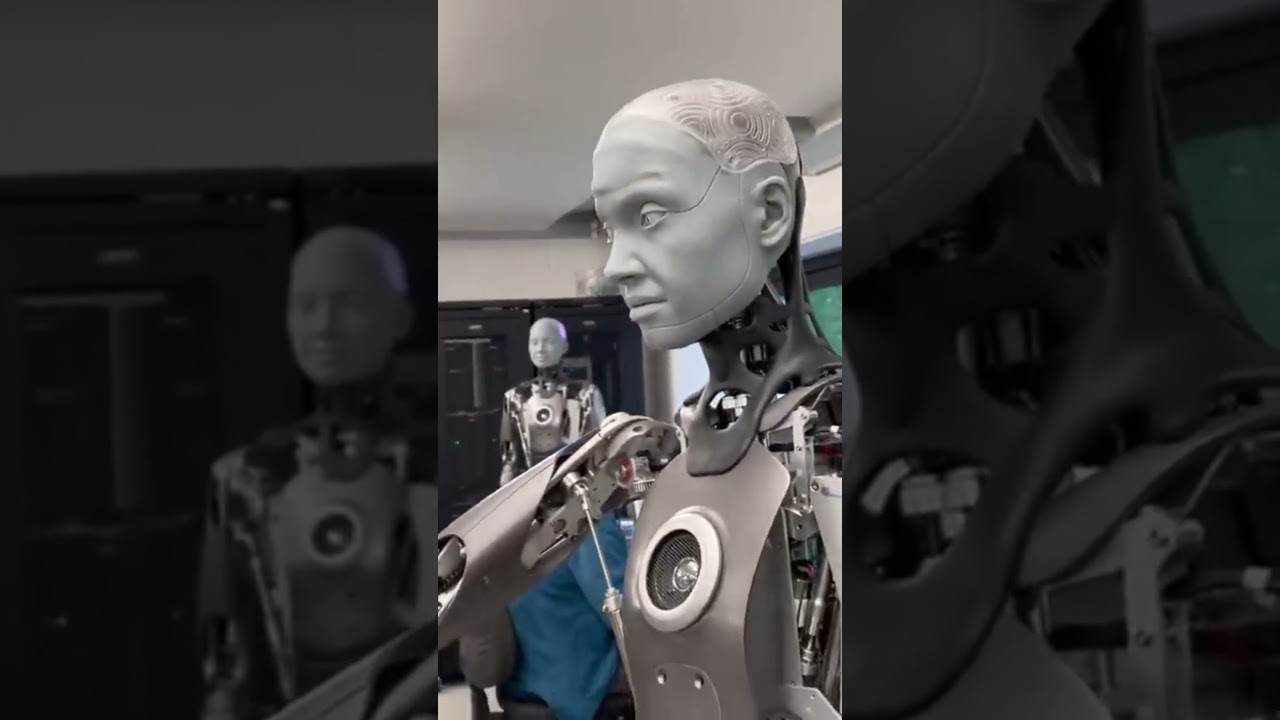 Watch: 'World's most advanced' humanoid robot, Ameca, draws a cat -  Hindustan Times