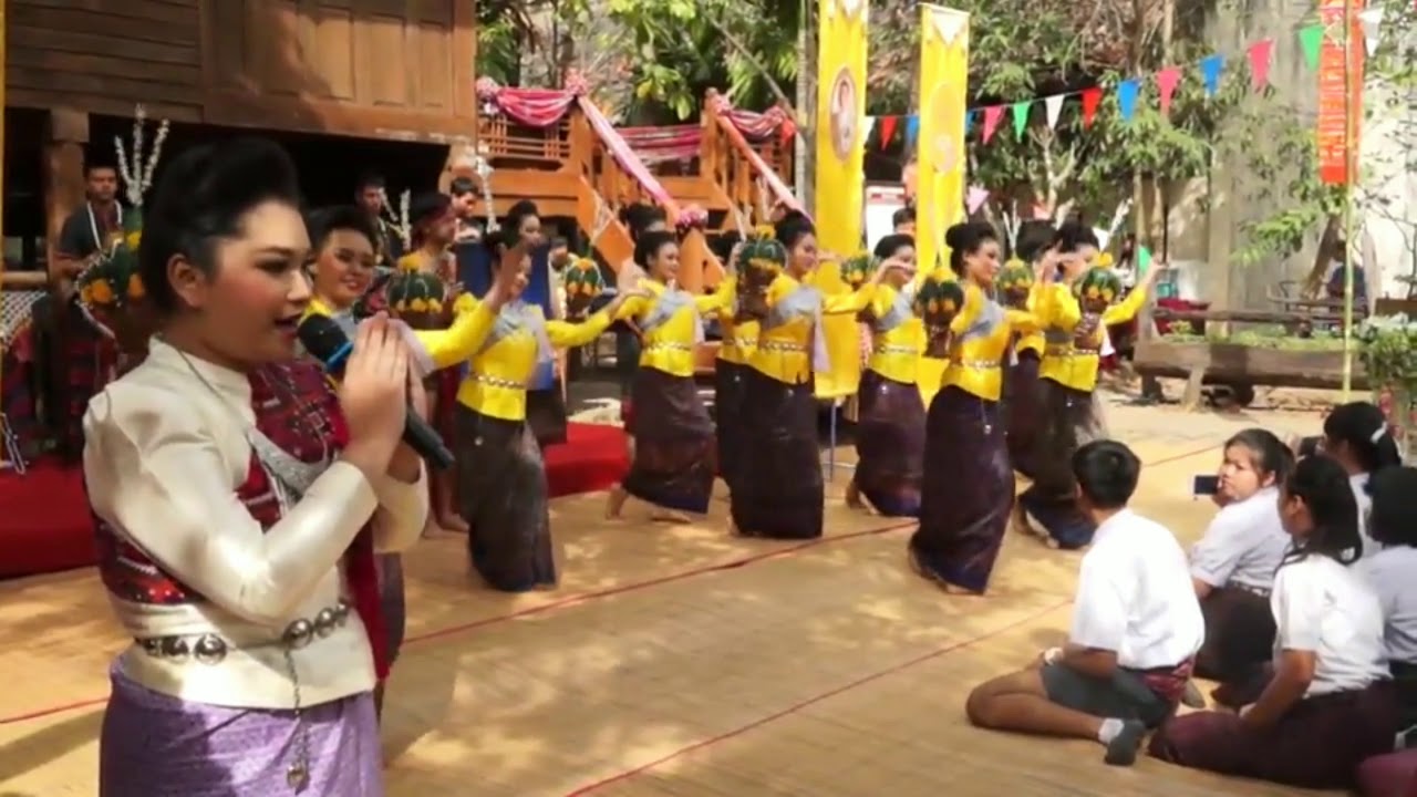 โรงเรียนนครขอนแก่นจัดงานบุญเดือนยี่ บุญคูนลาน ประจำปี 2561ตามประเพณี ฮีตสิบสอง คองสิบสี่ของคนอีสาน