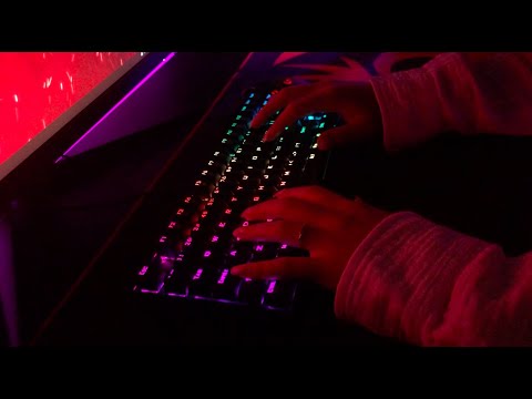 ASMR tapping & scratching around pc gaming set up | lofi