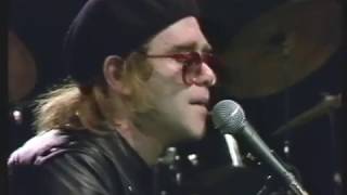 Elton John -  Rocket Man (1972)