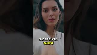 Jakie Kobiety Są Najbardziej Atrakcyjne? Zmysłowość, Kobiecość, Pewność Siebie. Short