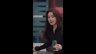 the Moment They Lock Eyes After Years Apart Im Screamingspeedandlove estheryu heyu