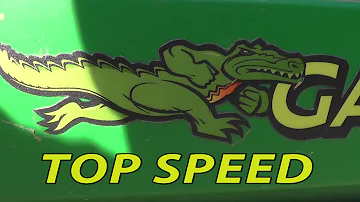 Jak rychlý je John Deere Gator 2011?