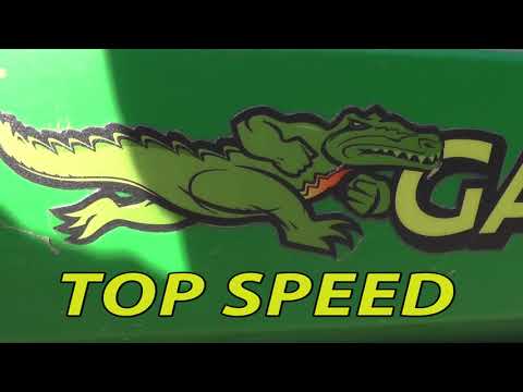 Video: Hoe snel loopt een John Deere Gator?
