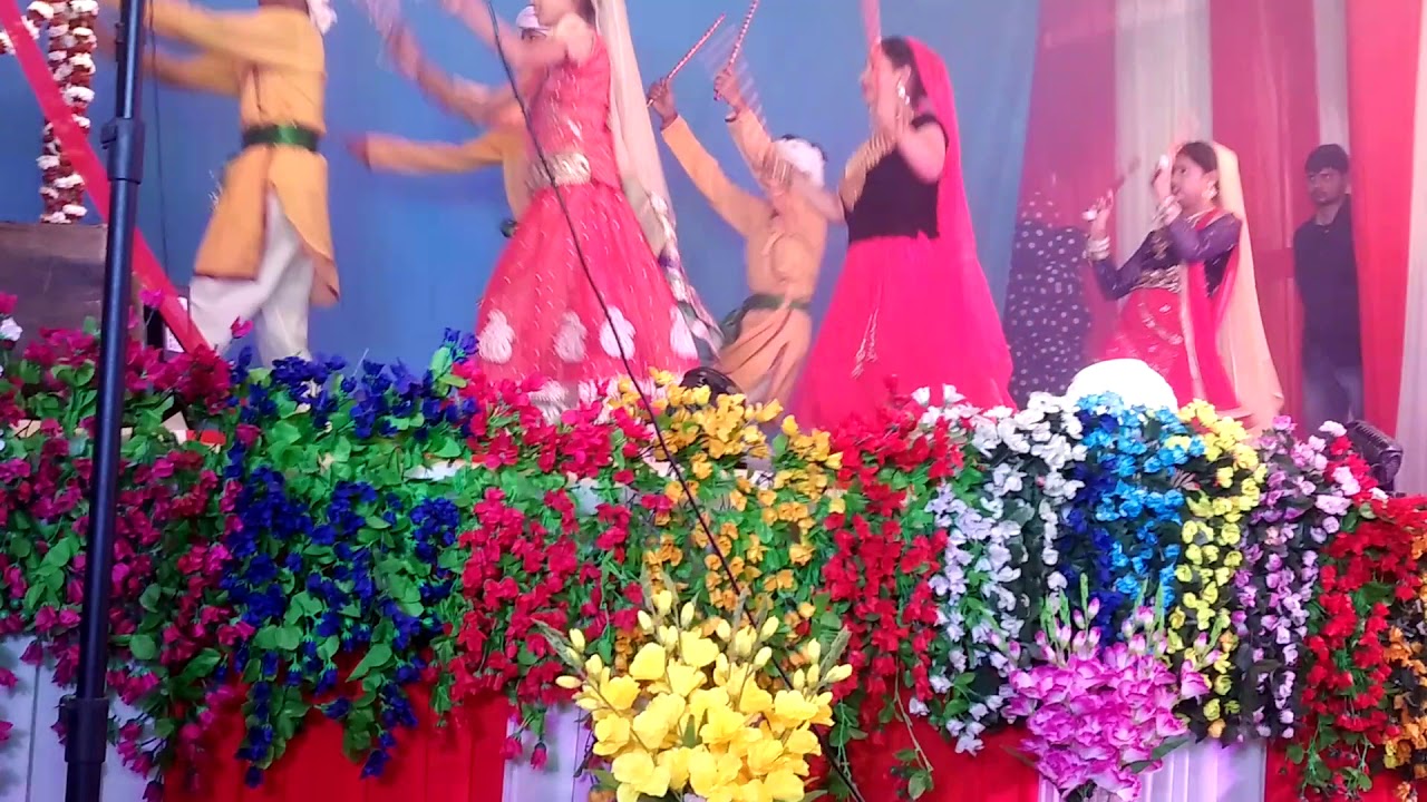 Garbe ki rat me... HTMS Dighwara. Annual function - YouTube