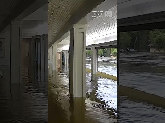 Southeast Texas floods overtake this home