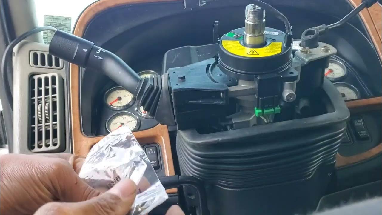 How to change a steering wheel clock spring on a international prostar