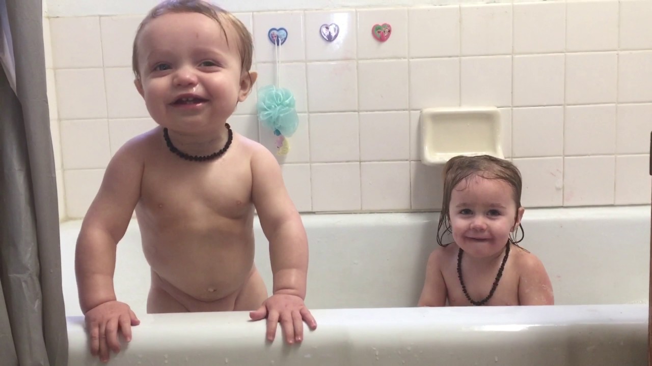 Bathtub babies | Anderson Family Antics - YouTube