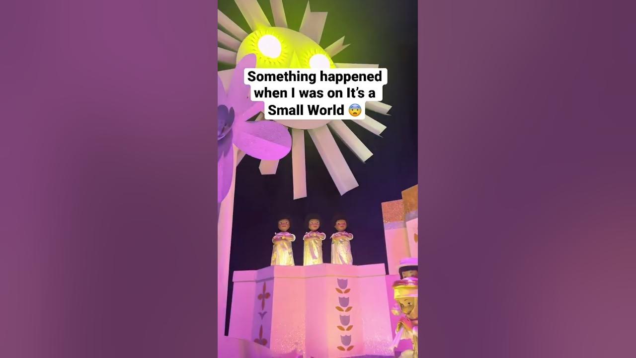 There’s something wrong with this ride 😰 #disneyland2022 #itsasmallworld #creepy #broken