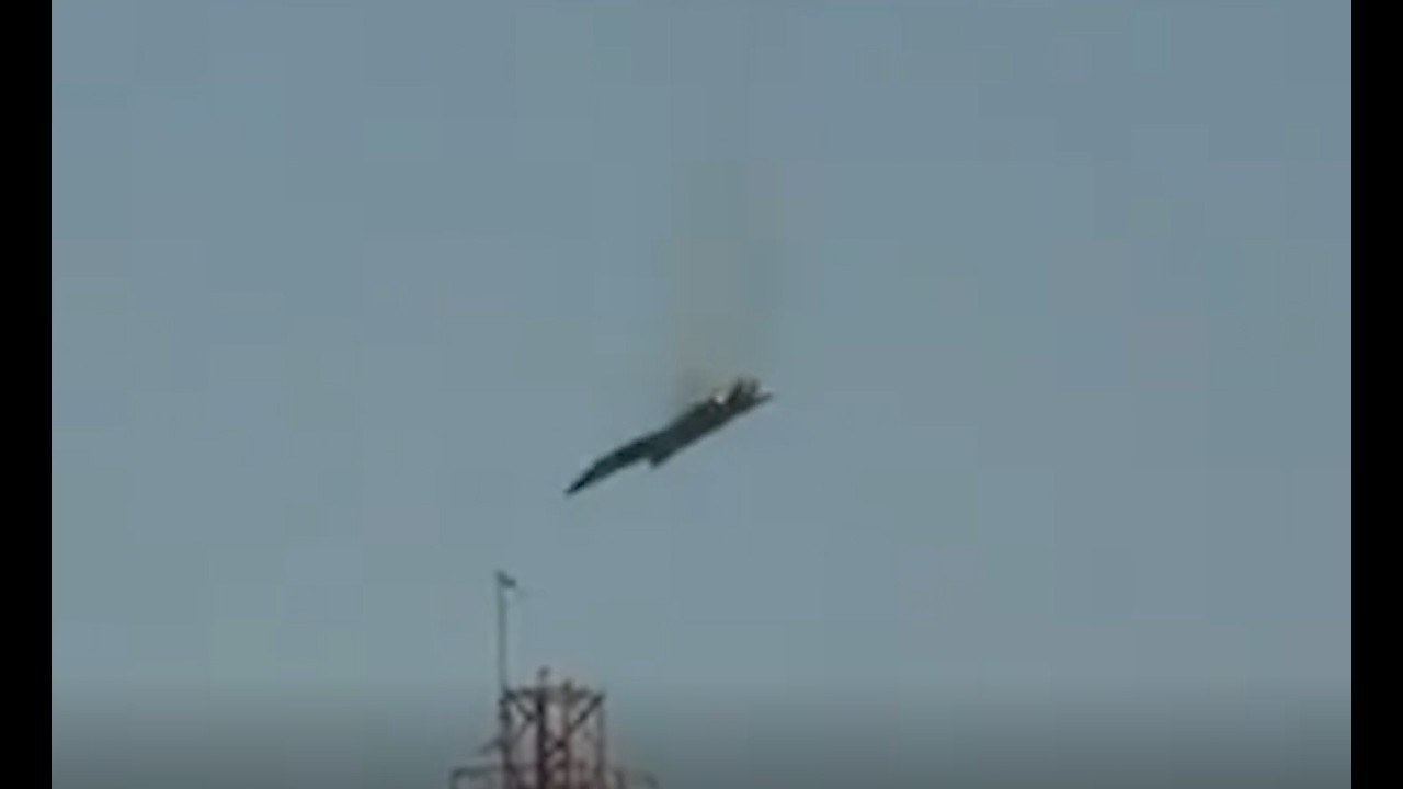 😤U.S war planes ONLY do that when they are VERY distressed and triggered by past anxieties & trauma