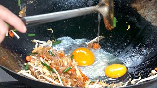 35-Year Street Grandma Pad Thai Master with Amazing Skill - Thai Street Food