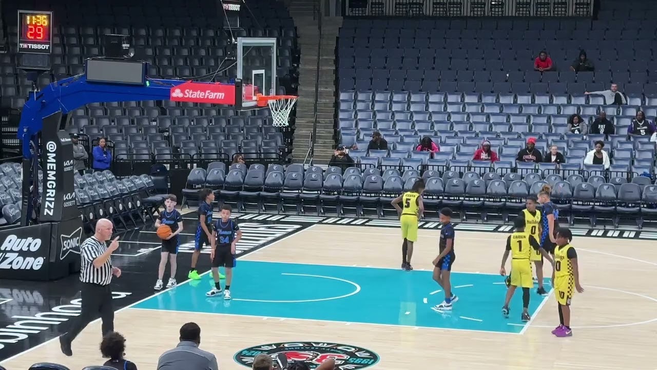 Florence Falcons vs Sheffield Bulldogs￼ (5 grade ) FedEx forum ￼