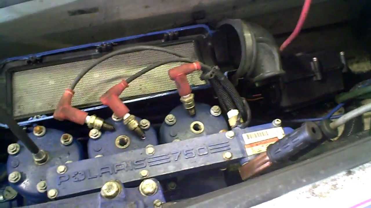 LOT 1209A 1995 Polaris SLT 750 Engine Compression Test - YouTube