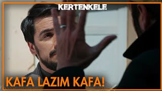 Zi̇ya Hocayi Çildirtan Soru? - Kertenkele