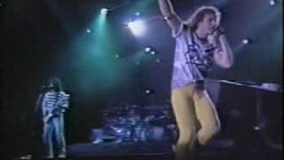 Van Halen - Black and blue (live 1989) chords