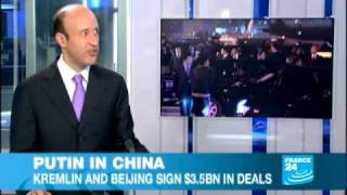 Russia and China sign deals to tune of 3.5 billion dollars