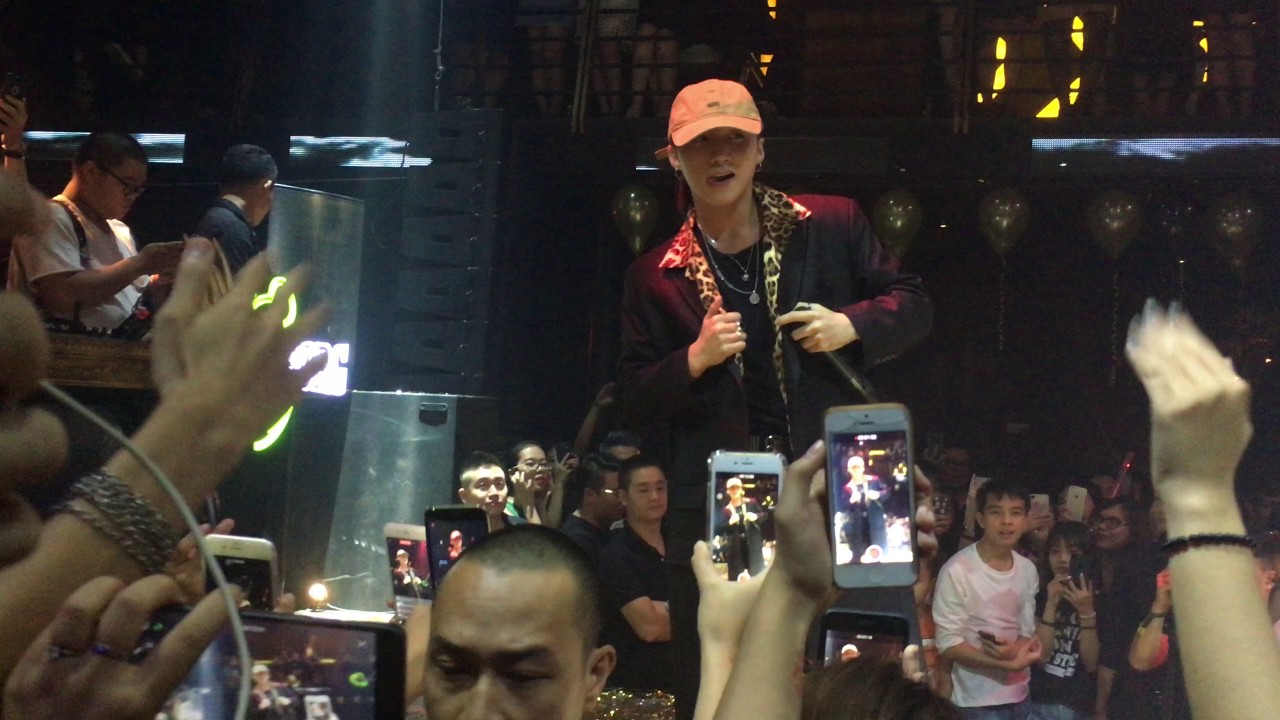 Sơn Tùng MTP 18/7/2017 F Club
