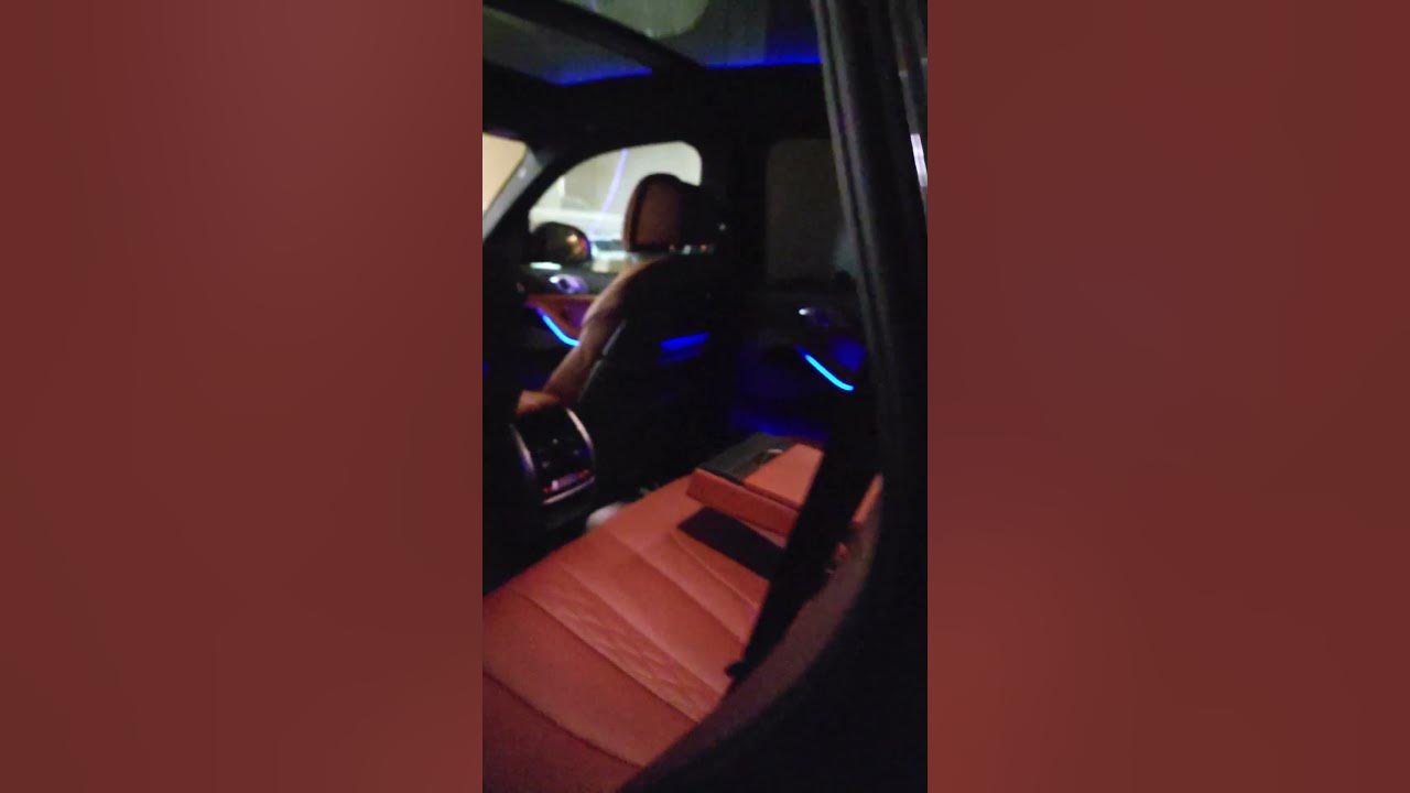 Sky Lounge BMW X5 - YouTube