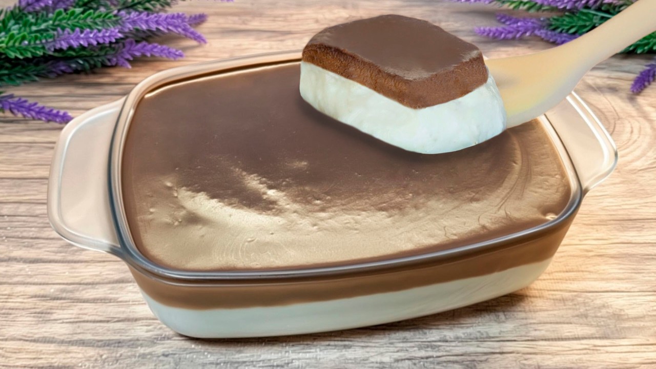A very simple and delicious no-bake dessert without eggs. Soft cream and chocolate.