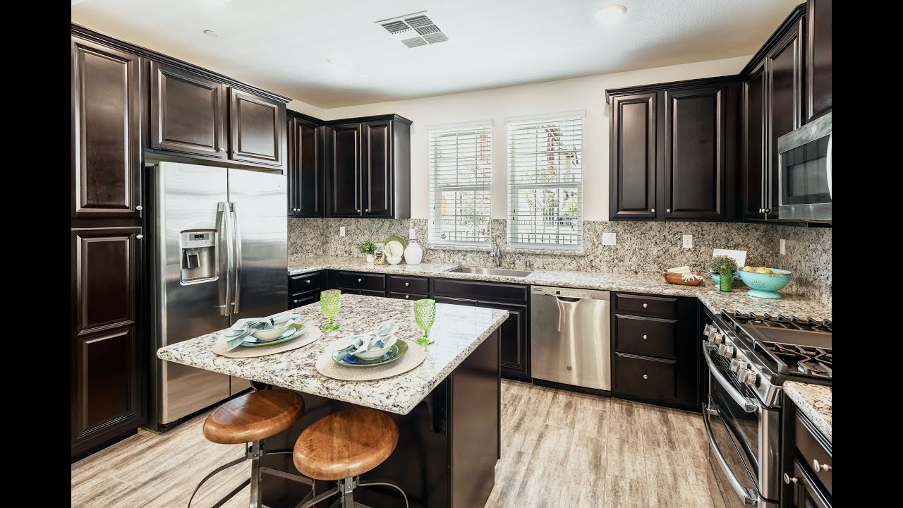 2018 3 Bed/2.5 Bath WestPark Roseville Home! 1045 Essington Ln