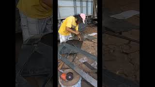 Download Lagu Mr JUBRIT GARAP TRUK MODIFIKASI EXTRIM DI IRSYAD PUTRA KAROSERI #shorts MP3