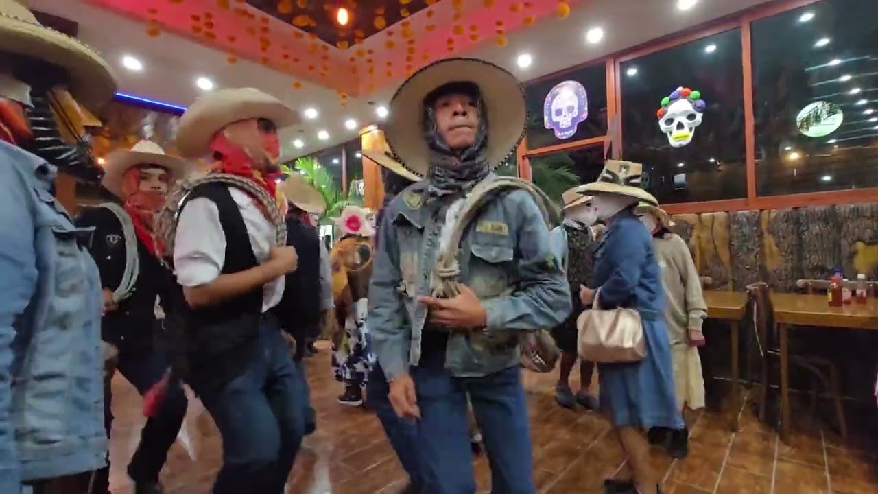 XANTOLO EN LA CABAÑA 2025 | XANTOLOWEEN