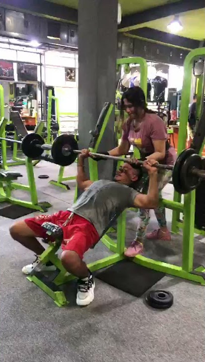 Zona gym banda, king gym. Olahraga sehat. Fitnes mania. Naganfitness,