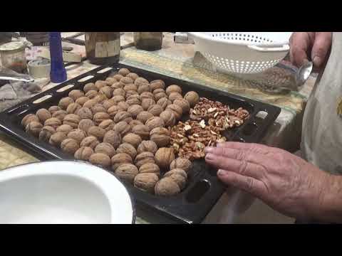 Video: Cómo Cocinar Nueces Tostadas De Calabaza