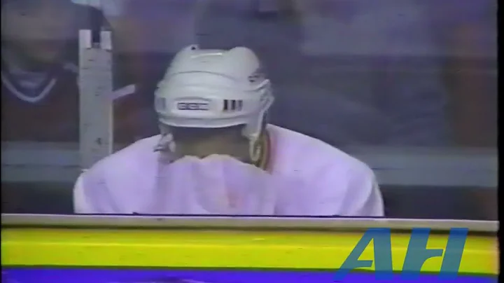 NHL Nov. 1, 1990 Steve Bozek,VCR v Viacheslav Feti...