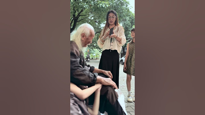 A Touch of Humanity: Homeless Man's Selfless Act #kindnessman #touching #homeless