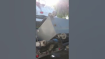 Rear Load Trash Truck! #garbagecollection #garbagetruck #garbages