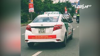 VTC14 | TP HCM yêu cầu taxi Vinasun tháo decal phản đối Uber, Grab screenshot 5