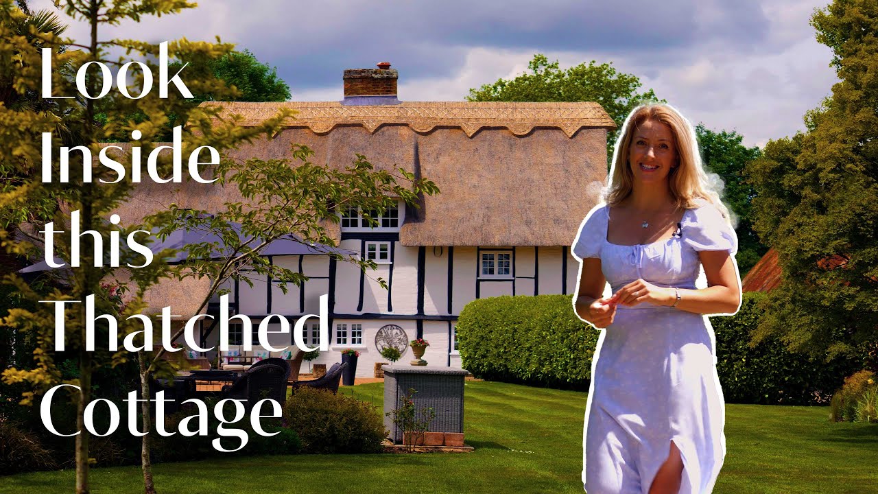 Take a Guided Tour around this Stunning Thatched Cottage