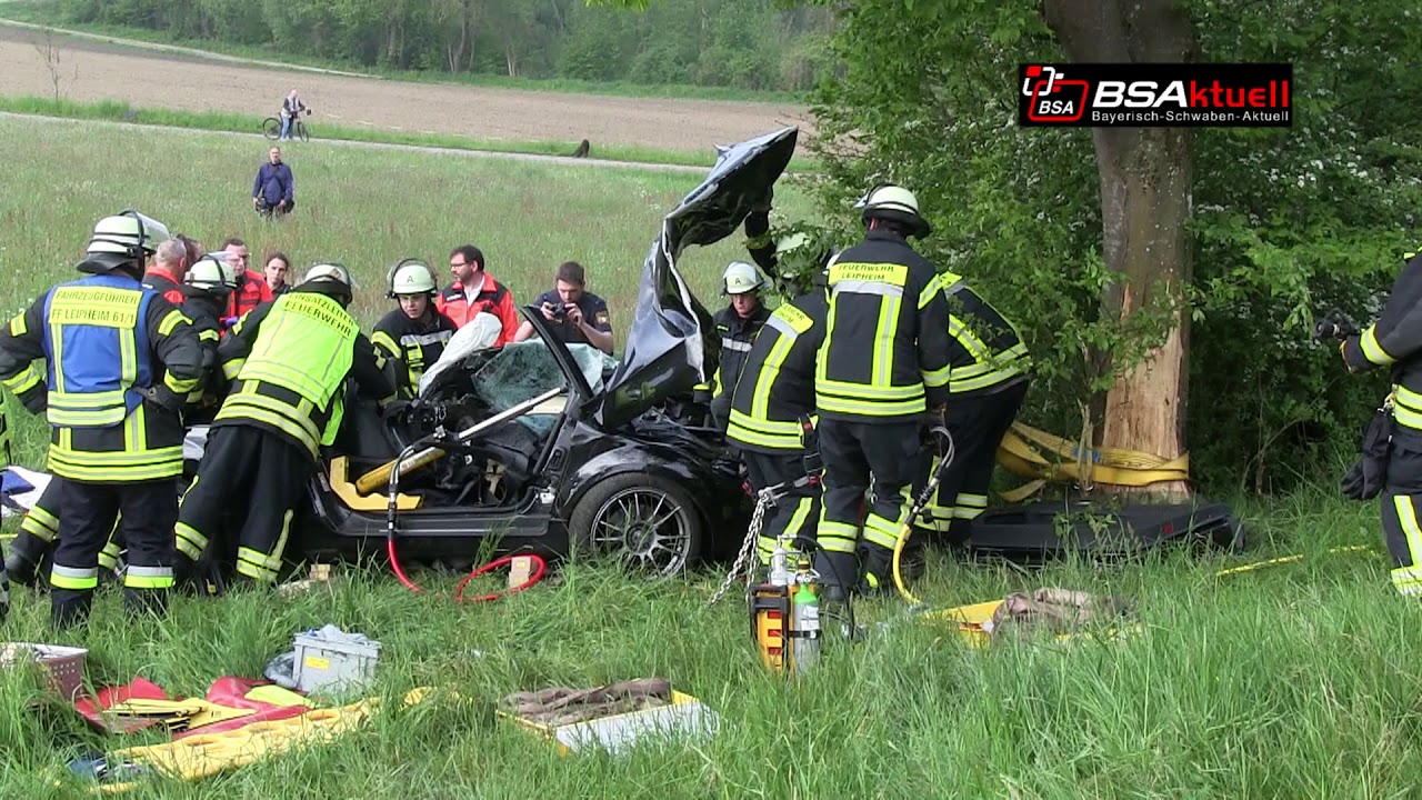 Kreis Günzburg: Cabrio prallt gegen Baum – Fahrer schwer verletzt